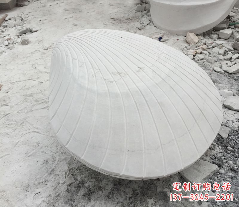 上海用贝壳雕刻出美丽的汉白玉雕塑