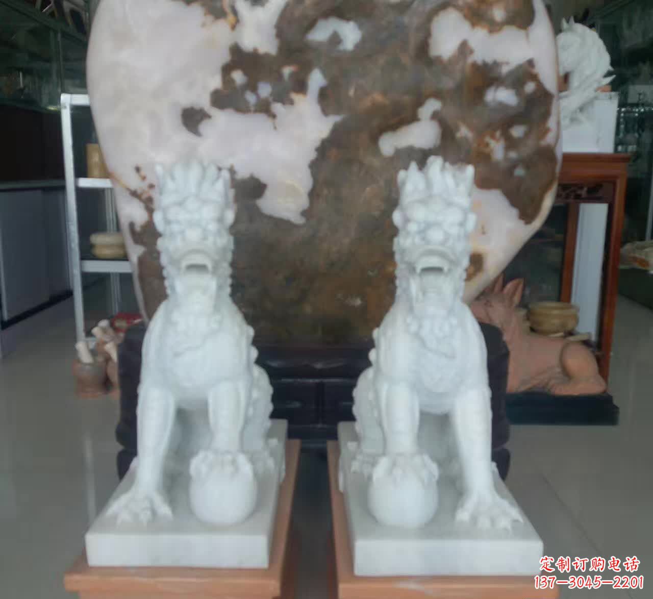 上海浓情似火热情似红麒麟石雕