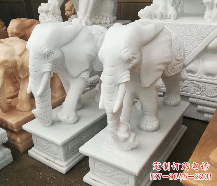 上海独特的大象雕塑造型精美