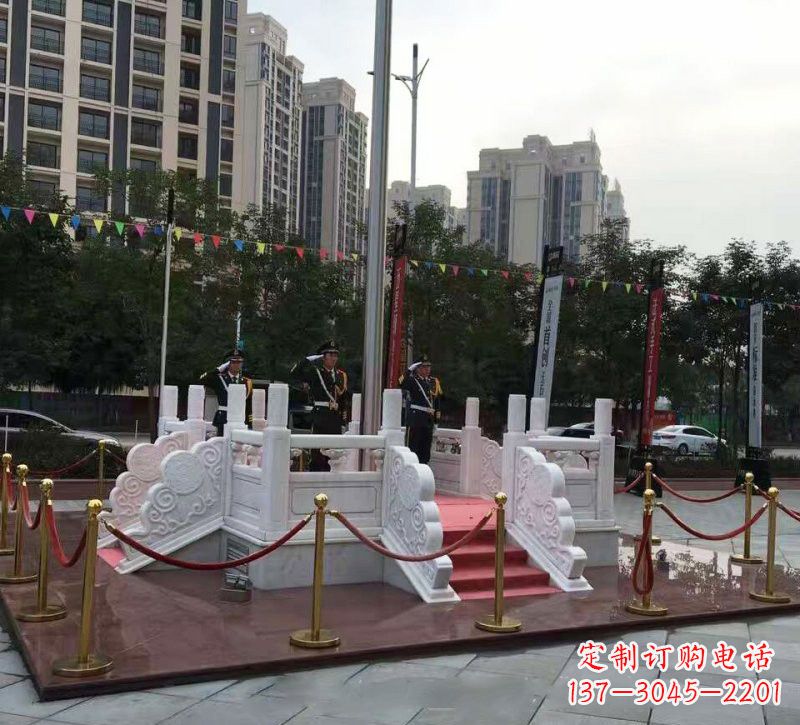 上海特色国旗雕塑,汉白玉企业升旗台