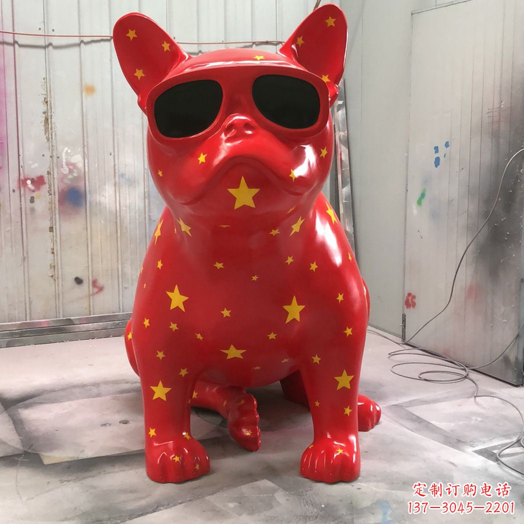 上海玻璃钢材质精致的生肖雕塑