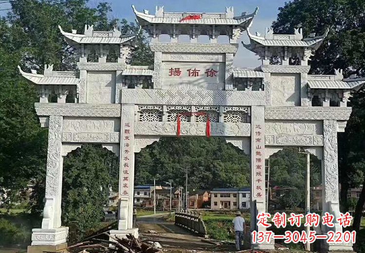 上海金昌石雕牌坊:精致雕塑点缀家园