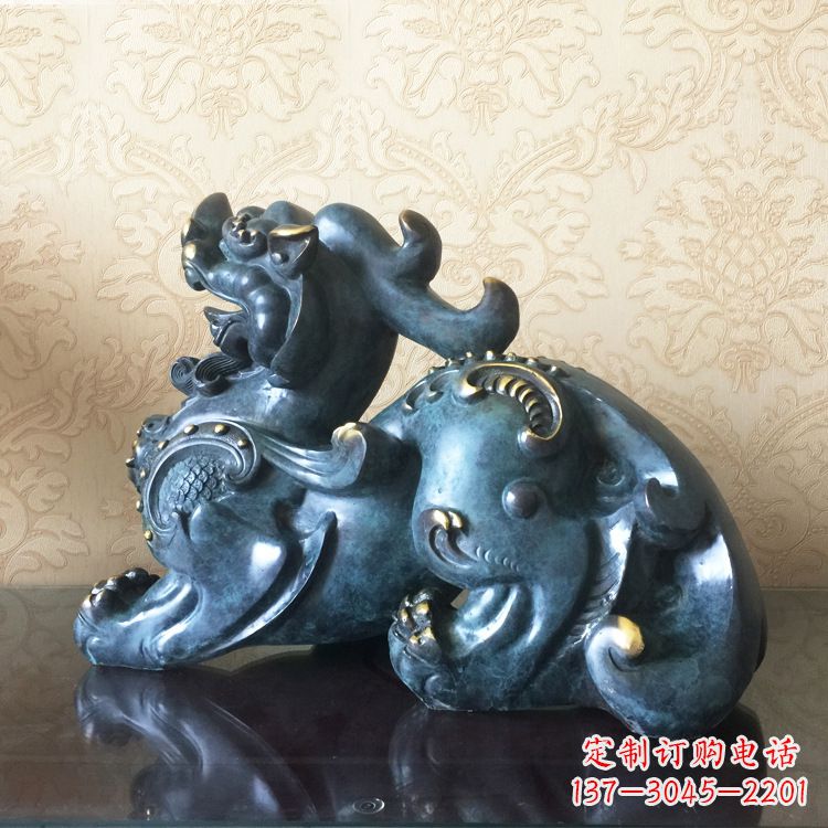 上海中领雕塑貔貅雕塑——象征着福祉和吉祥