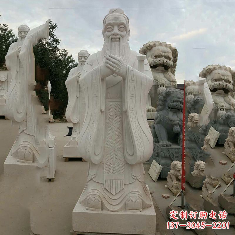 上海弘扬传统文化，尊崇孔子雕塑