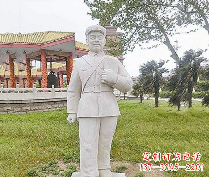 上海雷锋石雕——传承奉献精神