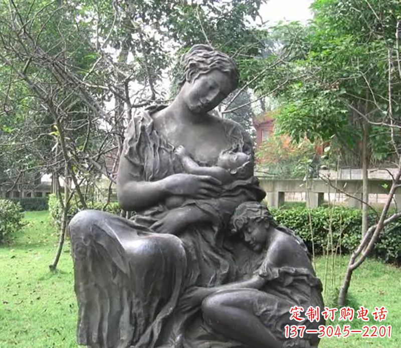 上海铸造母爱——母亲铜雕塑