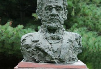 上海路易斯·巴斯德铜雕头像雕塑，纪念医学院著名人物