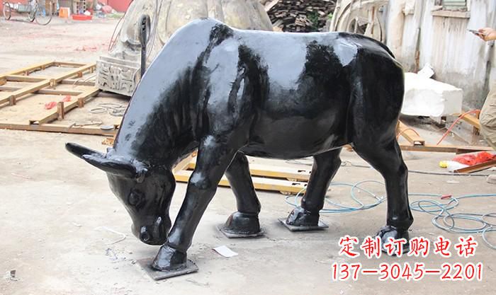 上海把传统牧场风情带回家,领雕塑的艺术牛雕塑等你来!