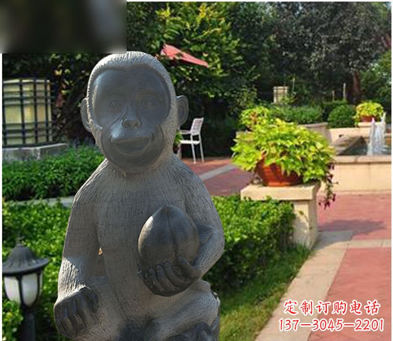 上海青石猴雕塑：尽显可爱的童趣