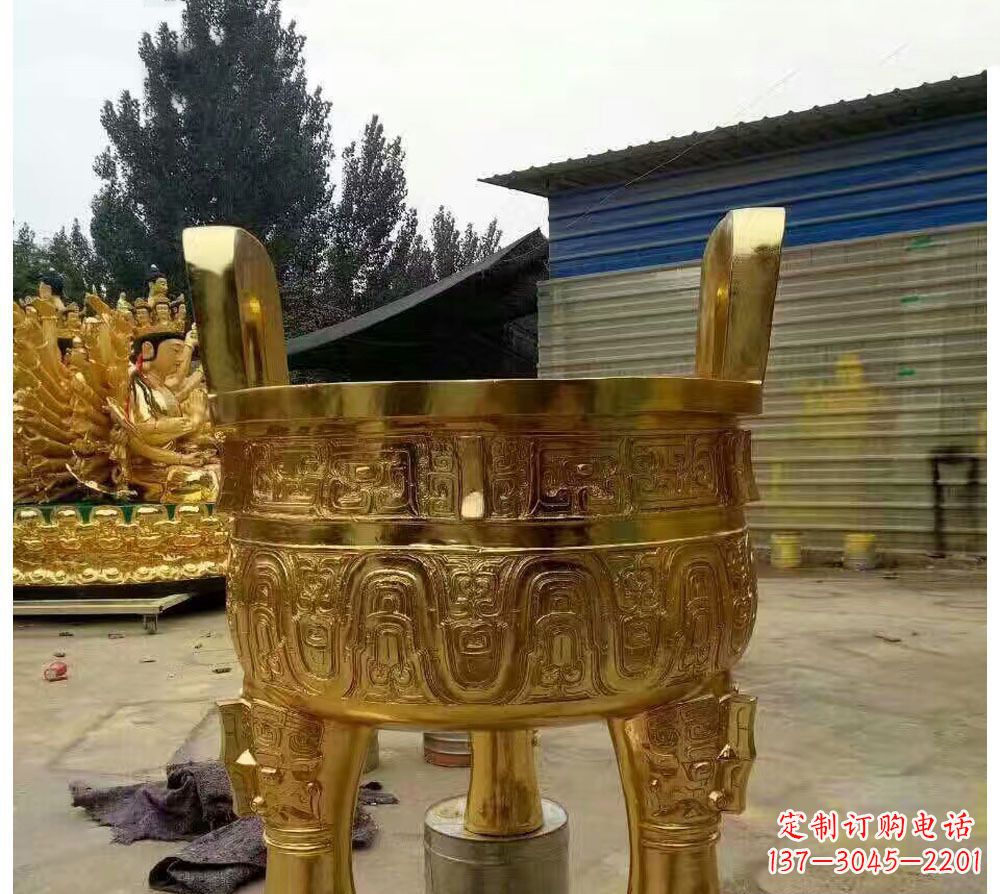 上海寺庙三足圆形香炉铜雕