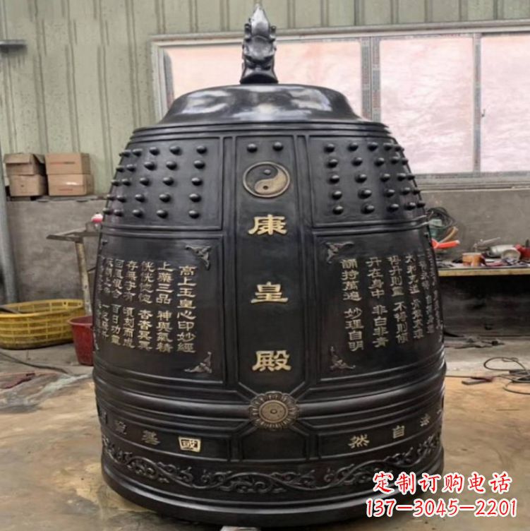 上海寺庙铜雕挂钟