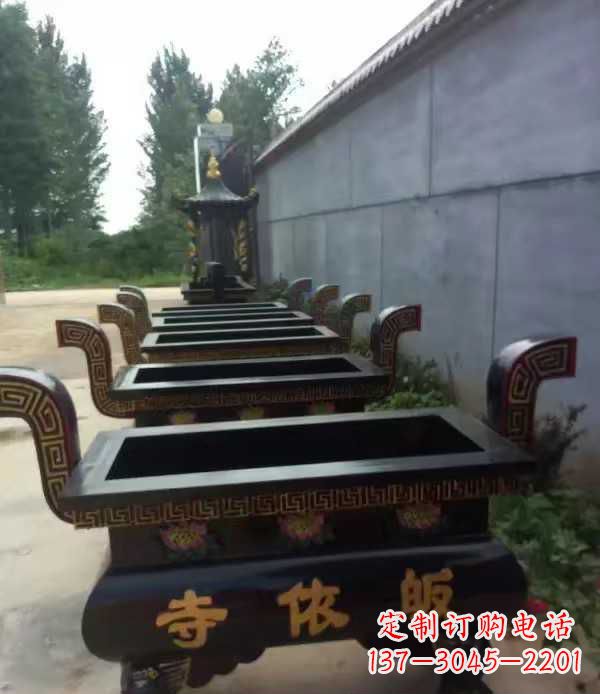 上海寺庙四足方形香炉铜雕