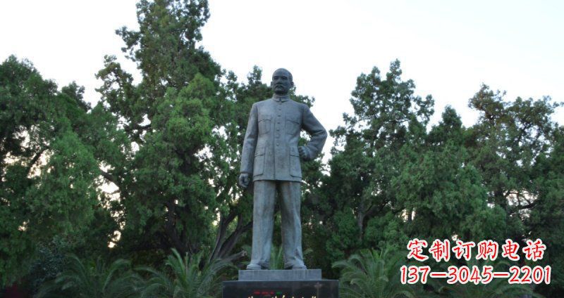 上海孙近代名人铜雕_1
