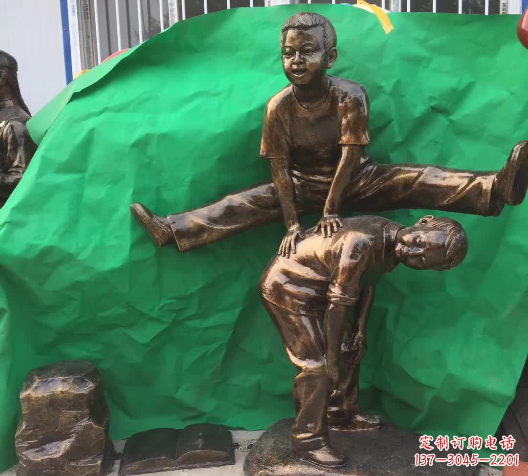 上海跳马儿童铜雕