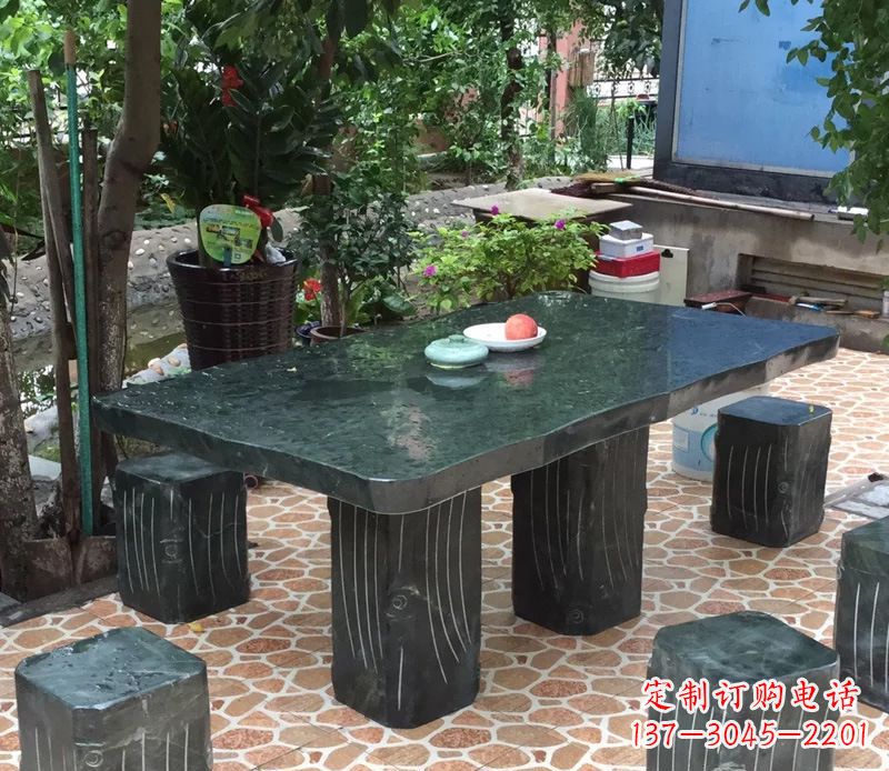 上海庭院长方形石桌凳雕塑