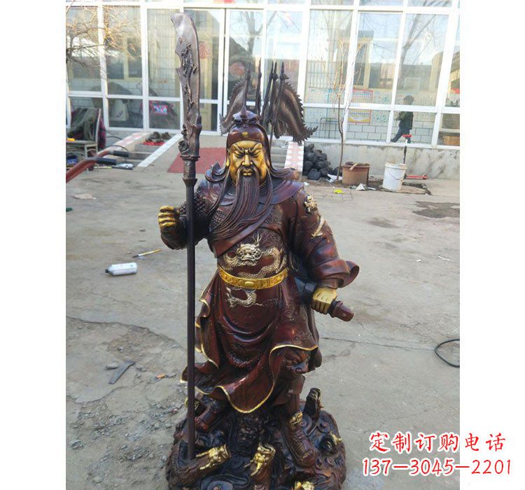 上海铜雕九龙关公