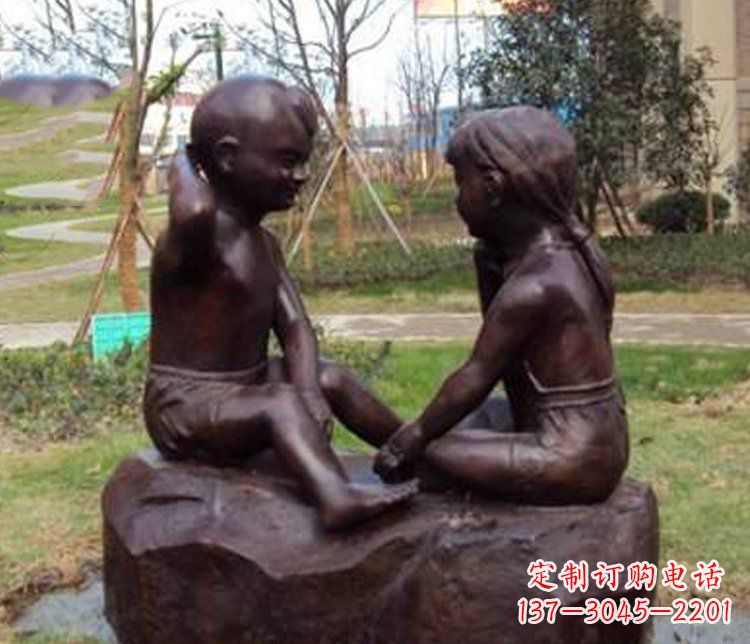 上海铜雕小区玩游戏儿童雕塑