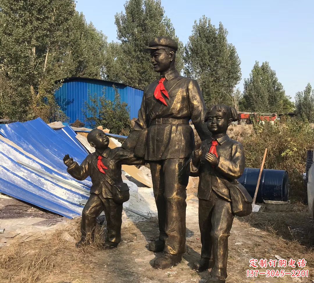 上海铜雕校园雷锋雕塑