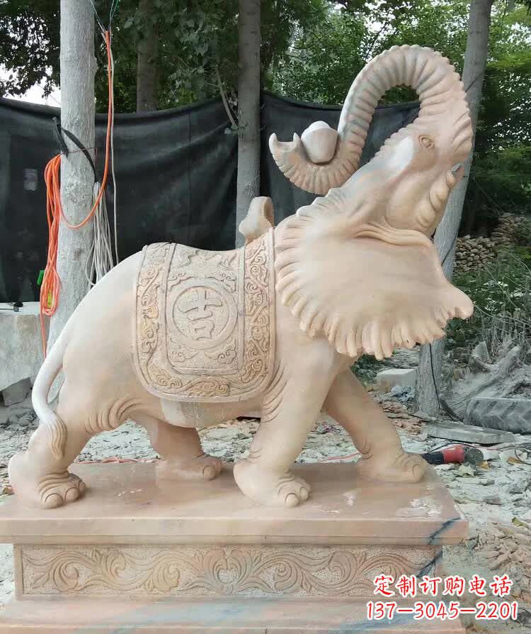 上海晚霞红卷元宝大象雕塑
