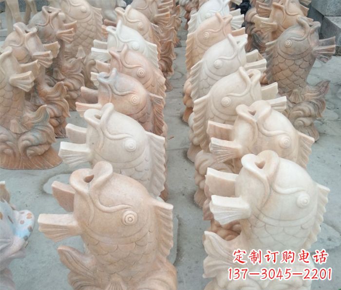 上海晚霞红喷水鲤鱼公园石雕 (2)