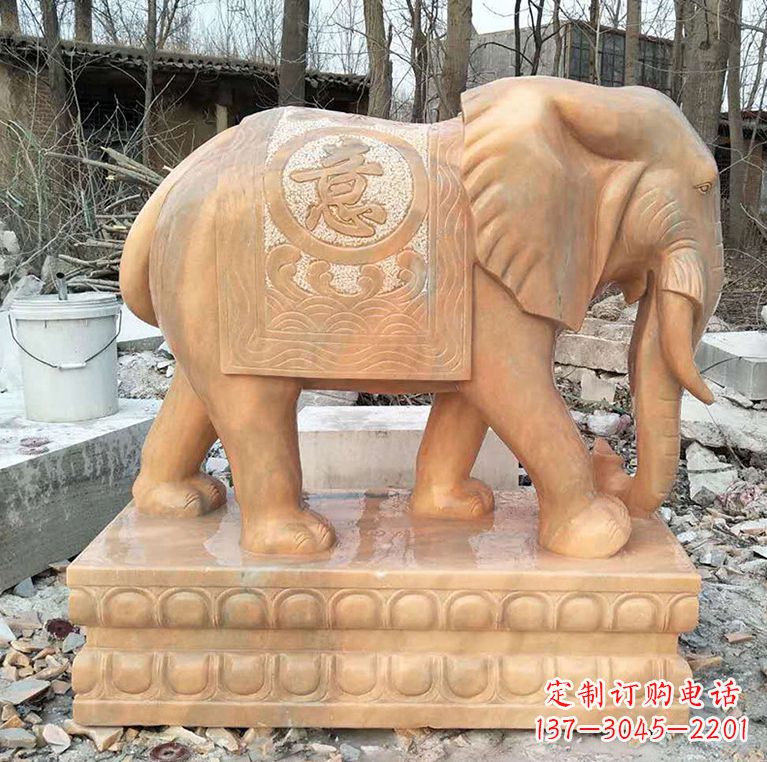 上海晚霞红石材大象雕塑