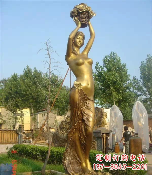 上海西方美女公园人物铜雕 (2)