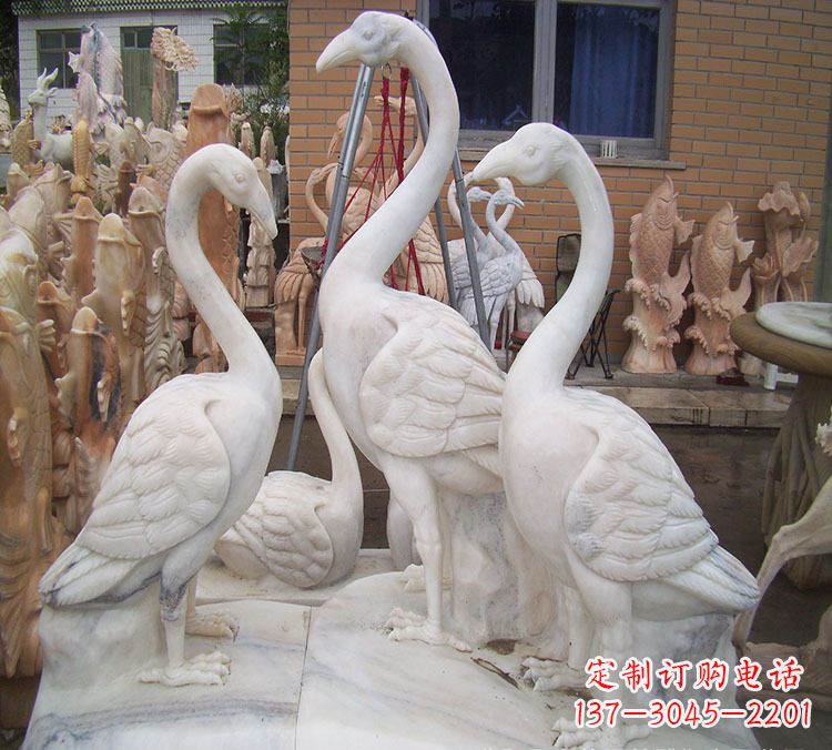 上海仙鹤衔树枝 石雕