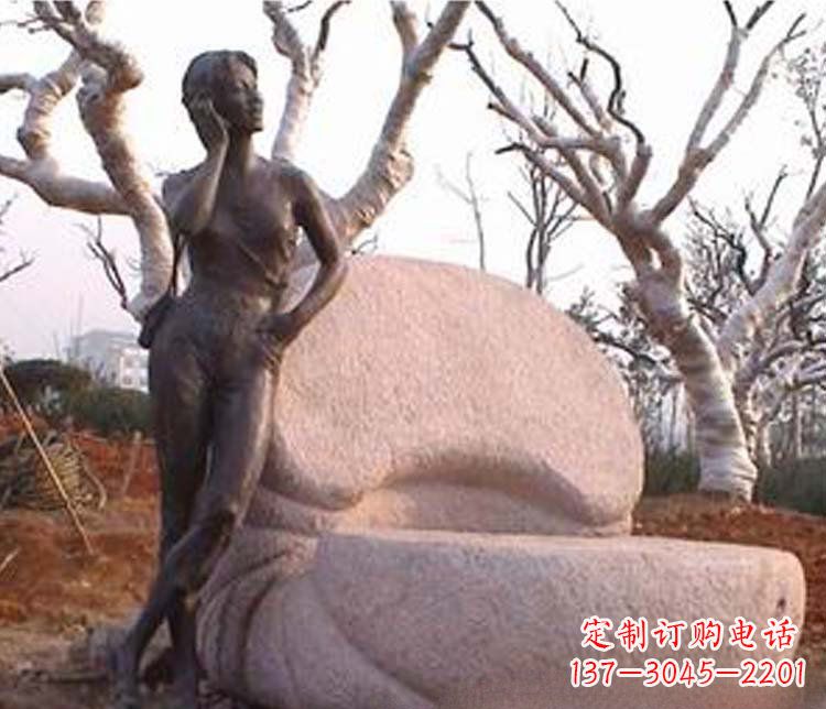 上海现代女人打电话铜雕