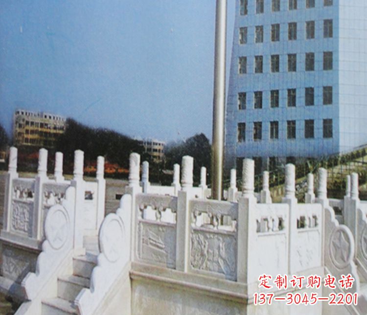 上海校园汉白玉升旗台景观石雕