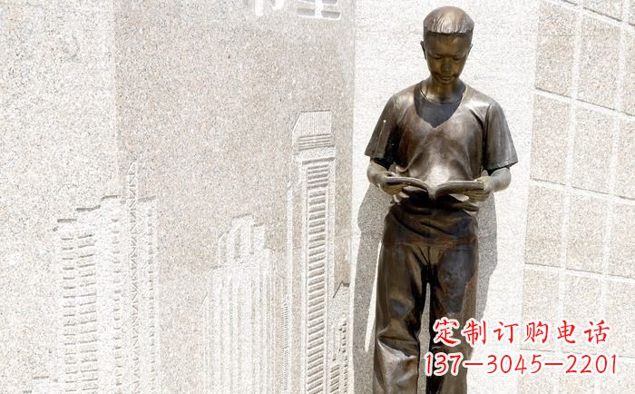上海校园看书的学生人物铜雕