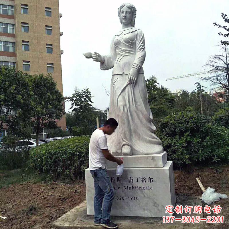 上海医院园林提灯天使南丁格尔石雕塑