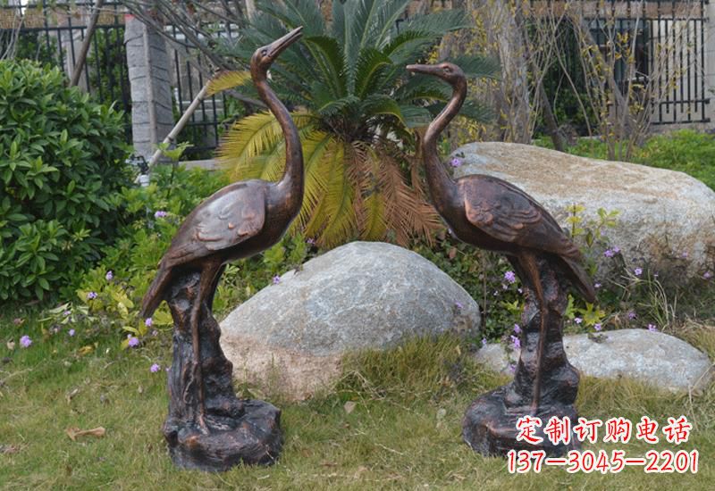 上海站立仙鹤雕塑 (2)