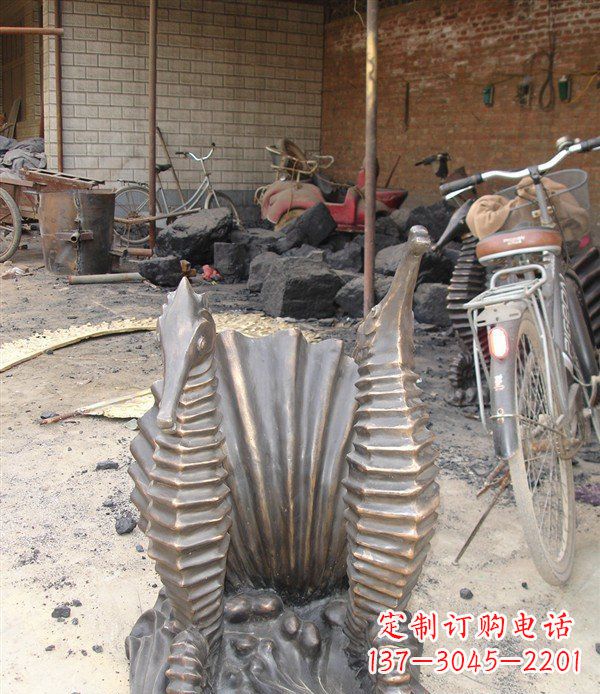上海铸铜海马小区动物铜雕
