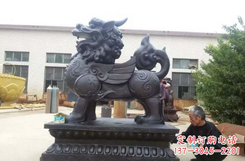上海铸铜门口貔貅雕塑