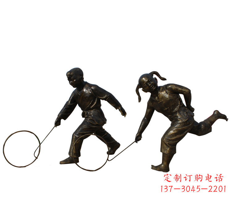 上海公园滚铁环的儿童铜雕