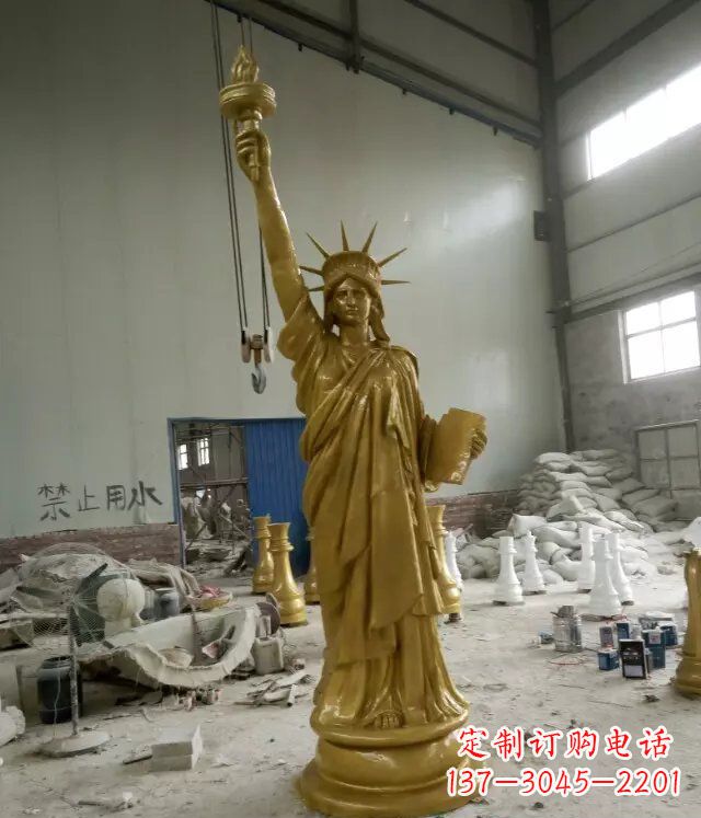 上海自由女神玻璃钢仿铜人物雕塑