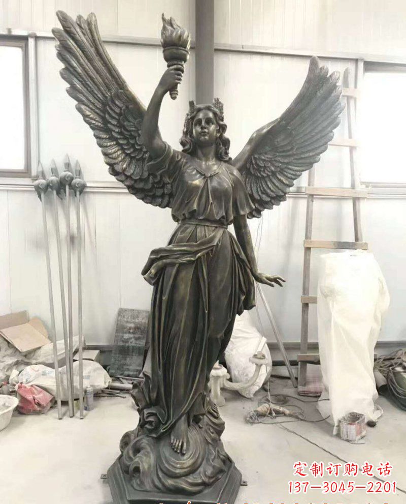 上海自由女神像铜雕