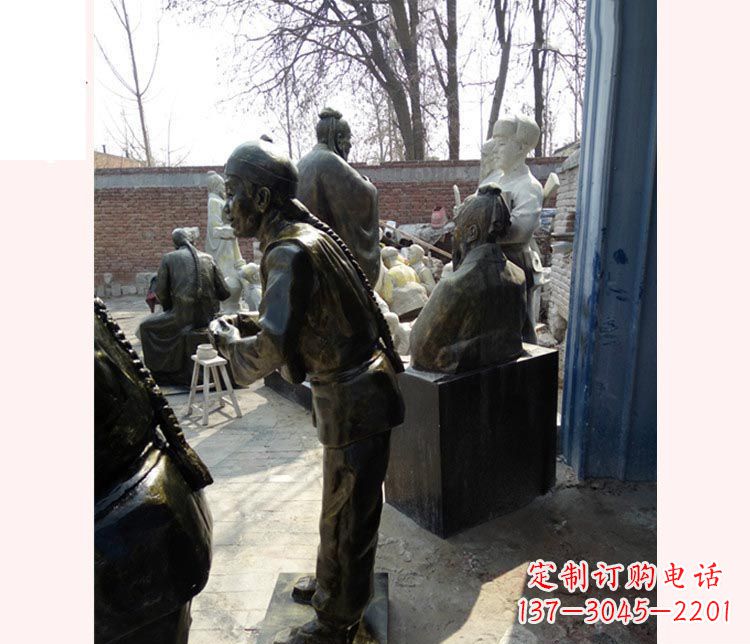 上海作揖的店小二铜雕